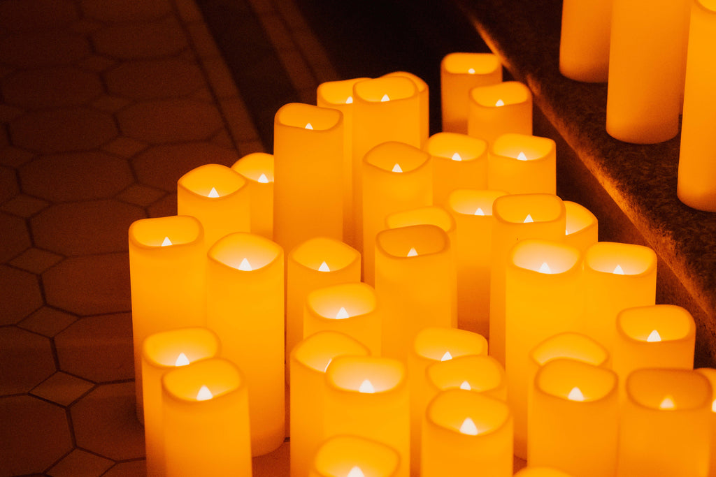 Moonlight CandleNight: A Pianist's Serenade